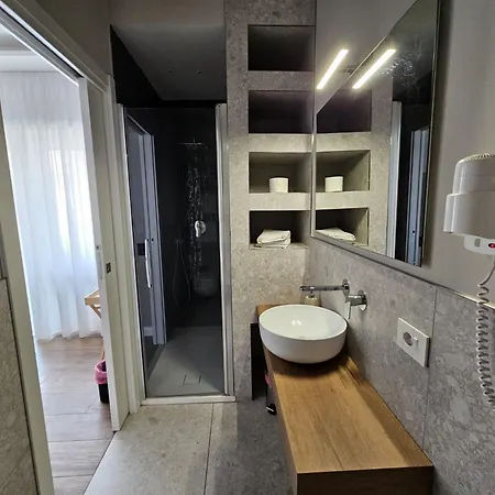 Pensionat Be Your - Riviera