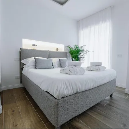Riviera - By Be Your 4*